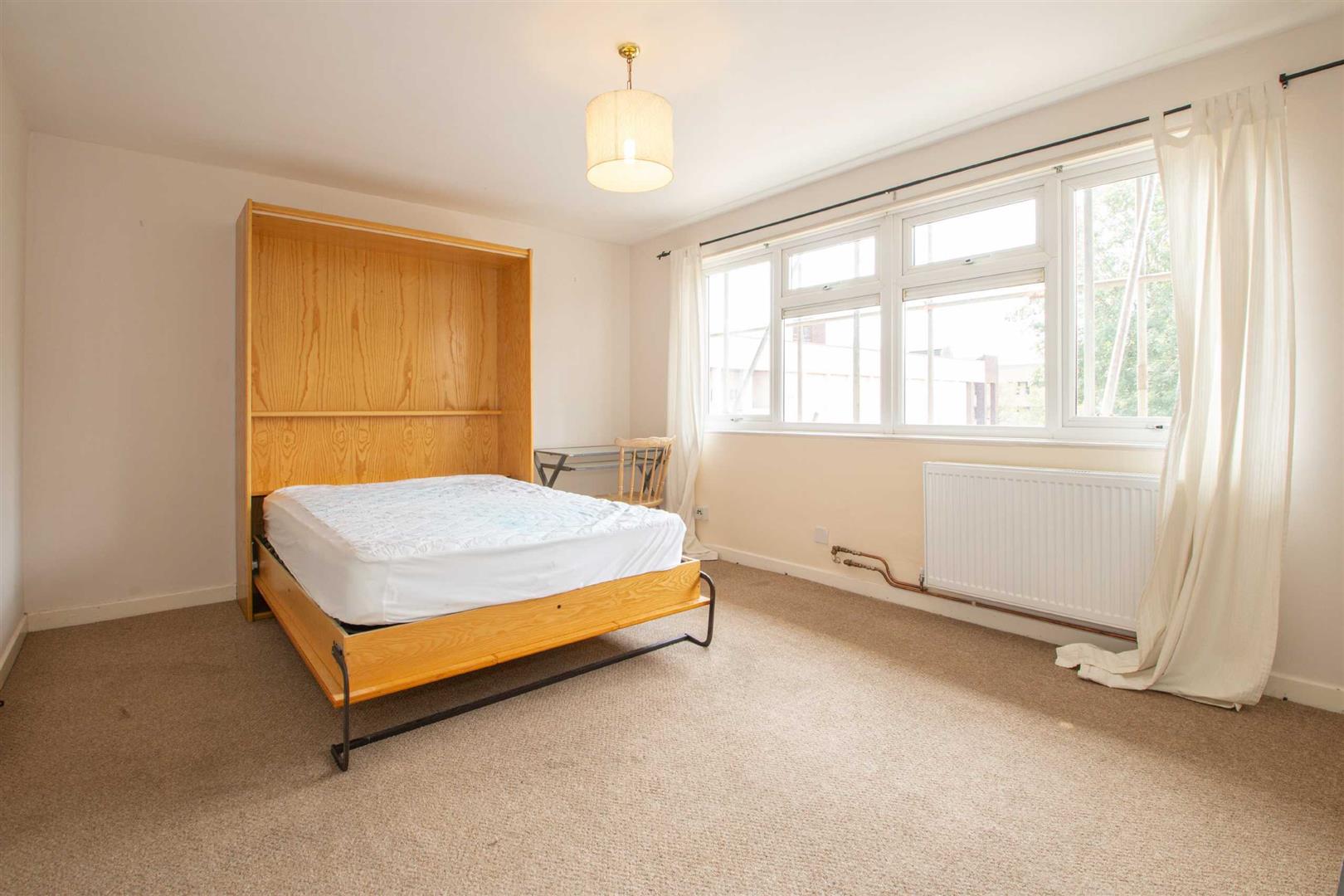 1 bed property in North Ninth Street, Milton Keynes